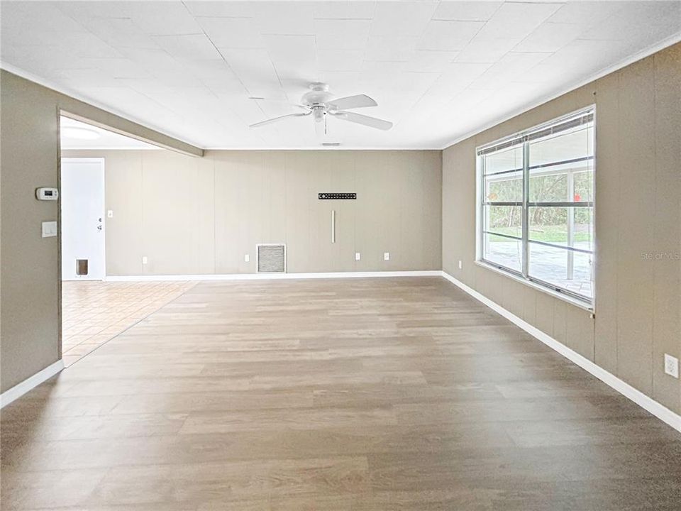 待售: $149,990 (2 贝兹, 2 浴室, 1152 平方英尺)