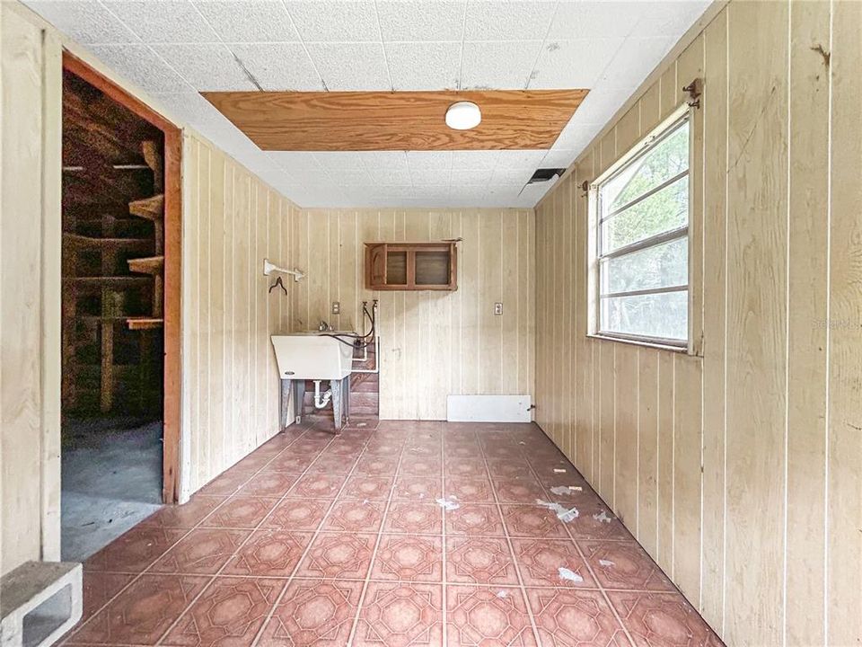 待售: $149,990 (2 贝兹, 2 浴室, 1152 平方英尺)