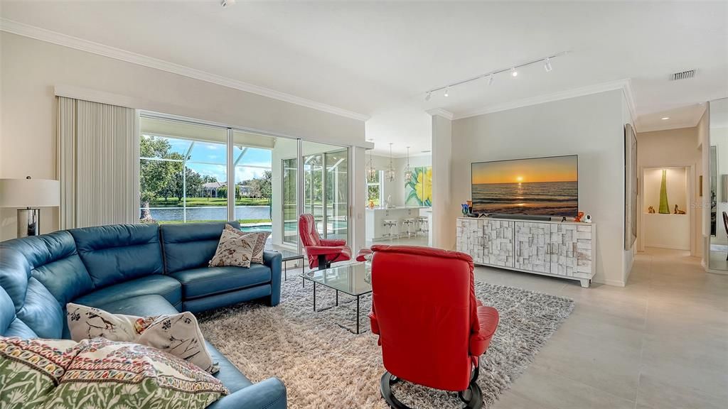 For Sale: $1,095,000 (3 beds, 2 baths, 2228 Square Feet)