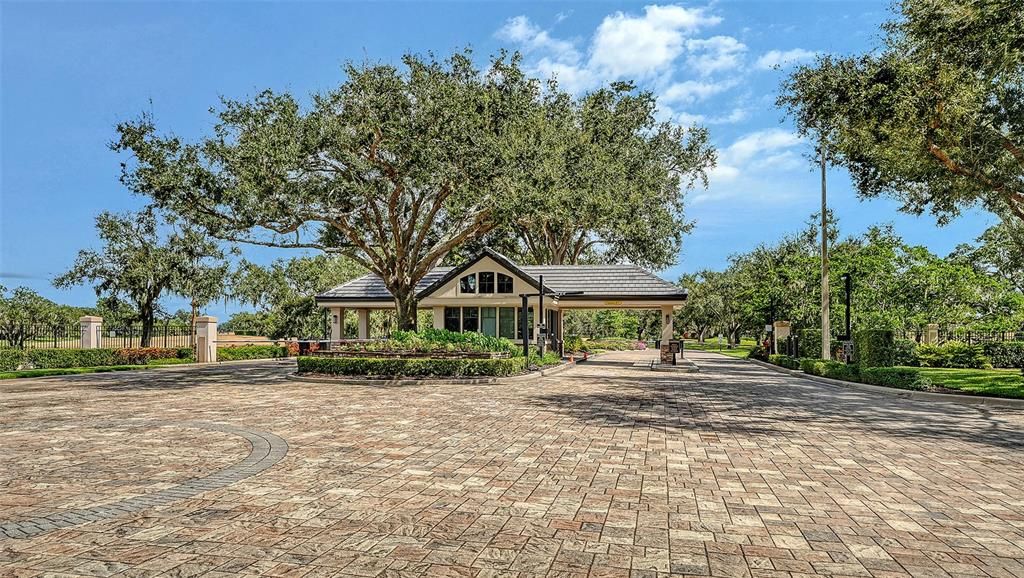 For Sale: $1,095,000 (3 beds, 2 baths, 2228 Square Feet)