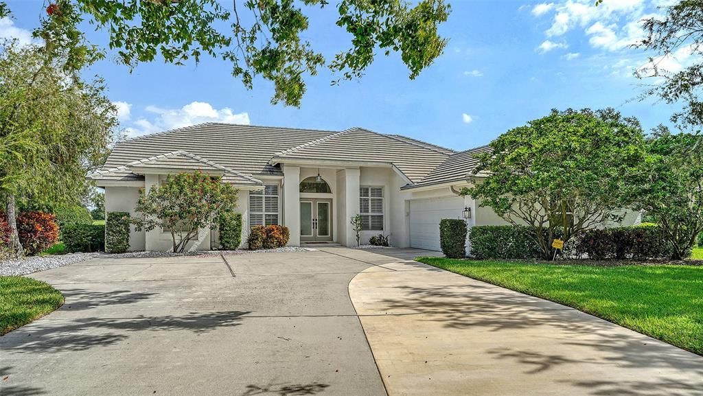 For Sale: $1,095,000 (3 beds, 2 baths, 2228 Square Feet)