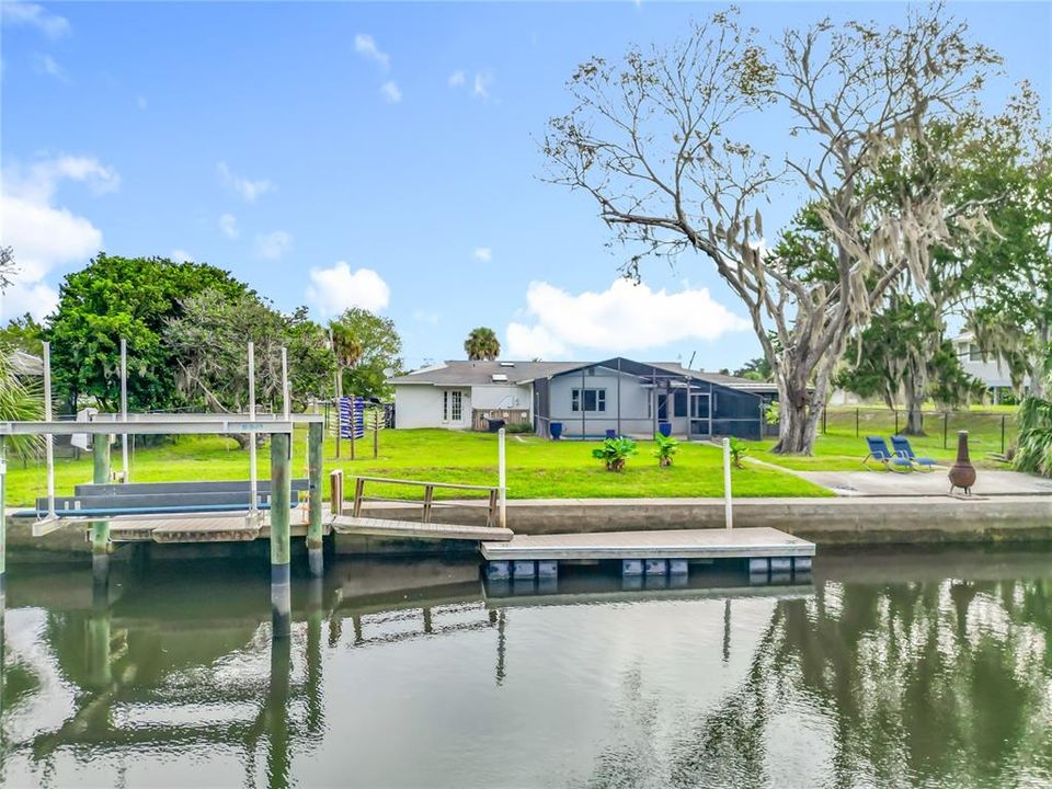 待售: $575,000 (3 贝兹, 2 浴室, 1560 平方英尺)