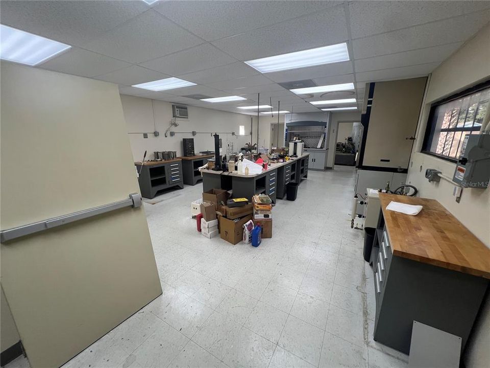 待售: $719,000 (0 贝兹, 0 浴室, 2416 平方英尺)