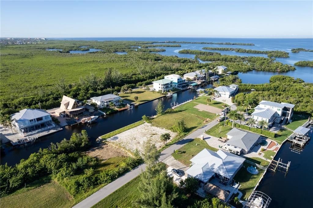 En Venta: $249,900 (0.25 acres)