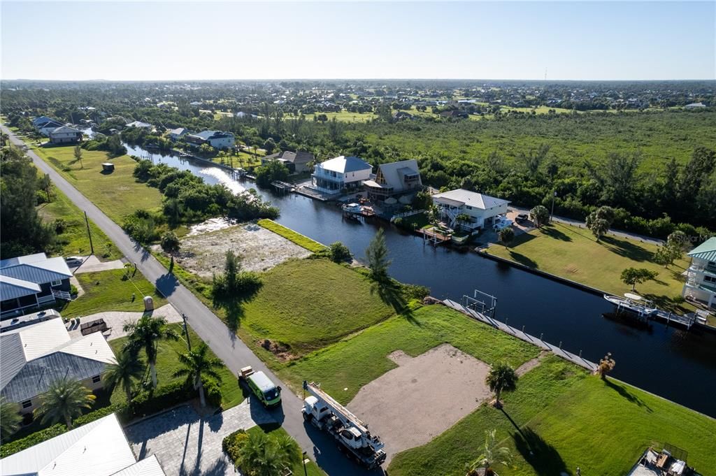 En Venta: $249,900 (0.25 acres)