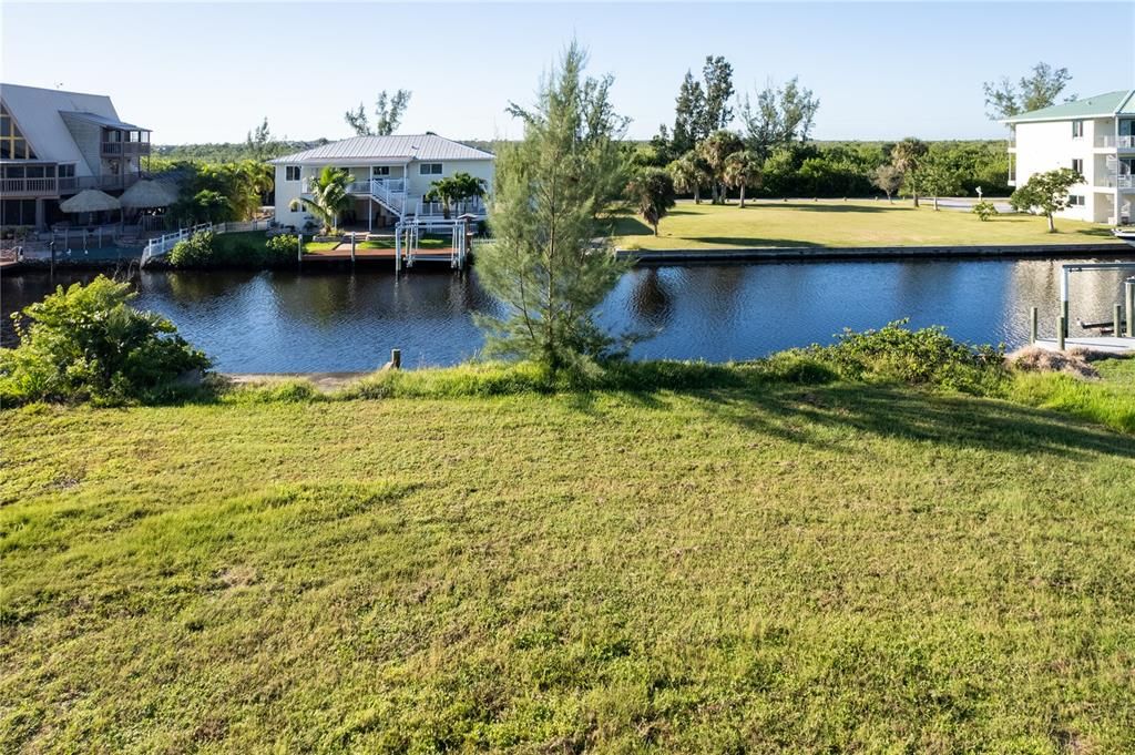 En Venta: $249,900 (0.25 acres)