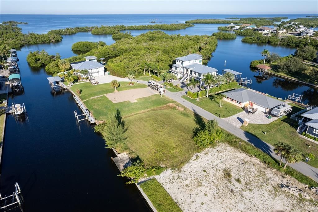 En Venta: $249,900 (0.25 acres)