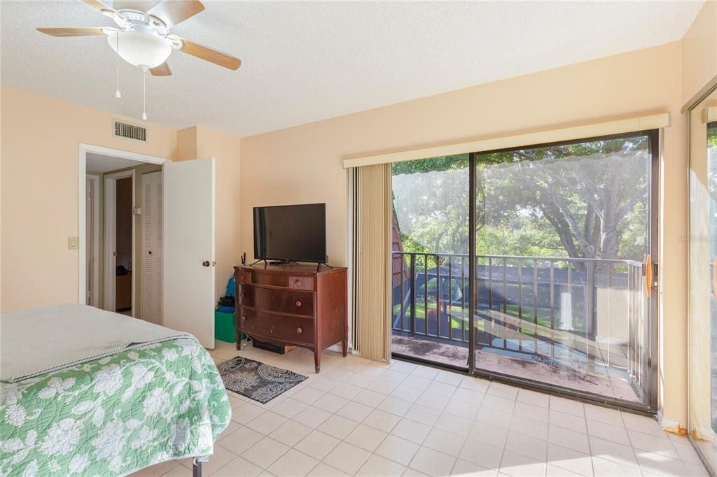 For Sale: $265,000 (2 beds, 2 baths, 1344 Square Feet)
