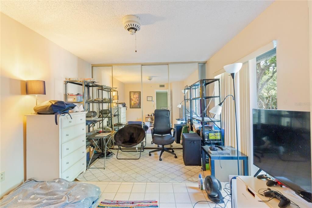 For Sale: $265,000 (2 beds, 2 baths, 1344 Square Feet)