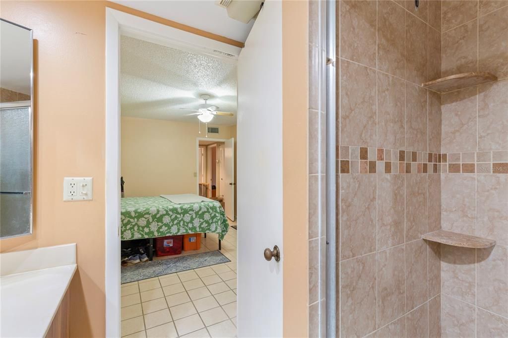 For Sale: $265,000 (2 beds, 2 baths, 1344 Square Feet)