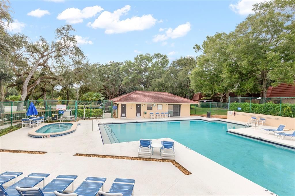 For Sale: $265,000 (2 beds, 2 baths, 1344 Square Feet)