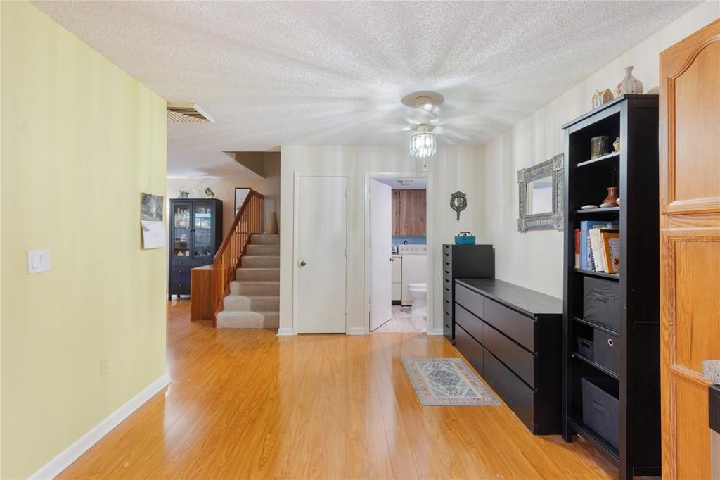 For Sale: $265,000 (2 beds, 2 baths, 1344 Square Feet)