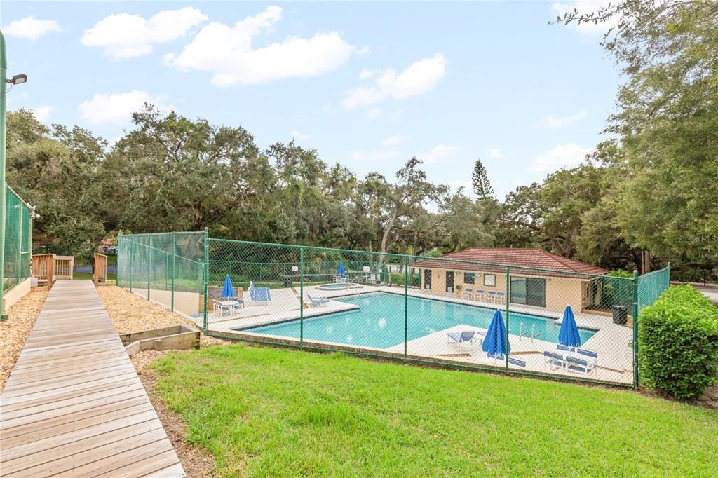 For Sale: $265,000 (2 beds, 2 baths, 1344 Square Feet)