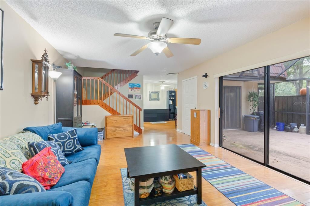 For Sale: $265,000 (2 beds, 2 baths, 1344 Square Feet)