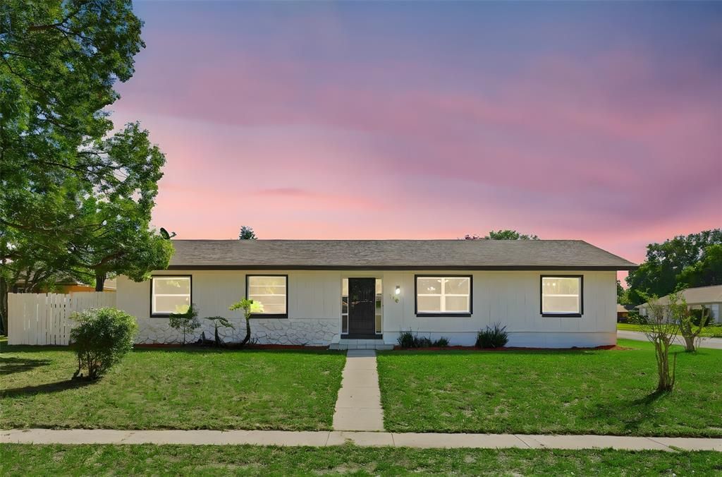 最近售出: $399,900 (3 贝兹, 2 浴室, 1743 平方英尺)