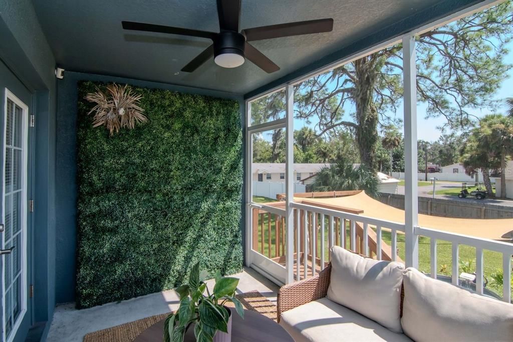 For Rent: $2,800 (3 beds, 2 baths, 1393 Square Feet)