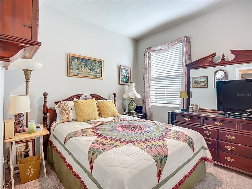 For Sale: $350,000 (3 beds, 2 baths, 1505 Square Feet)