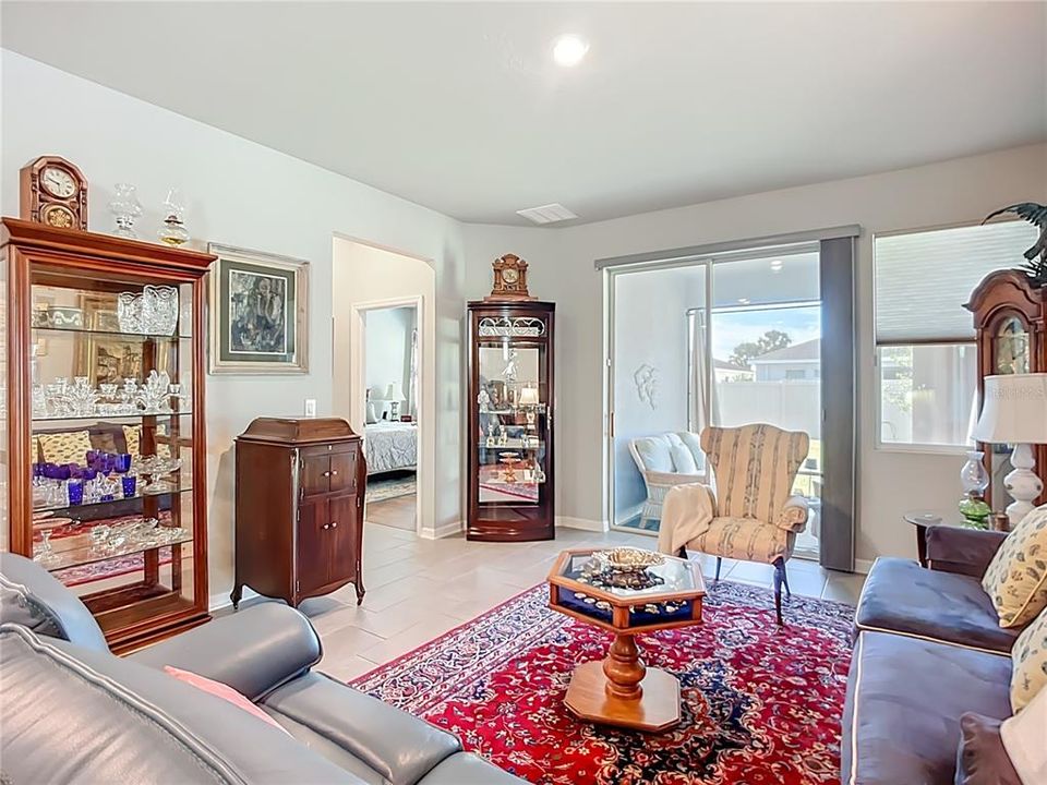 For Sale: $350,000 (3 beds, 2 baths, 1505 Square Feet)