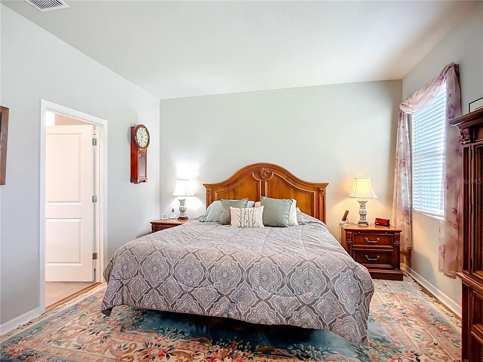 For Sale: $350,000 (3 beds, 2 baths, 1505 Square Feet)