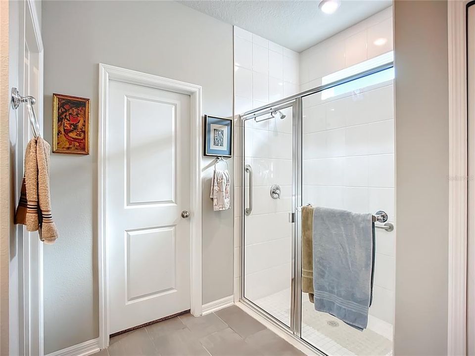 For Sale: $350,000 (3 beds, 2 baths, 1505 Square Feet)