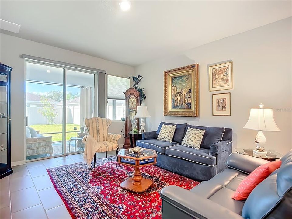 For Sale: $350,000 (3 beds, 2 baths, 1505 Square Feet)