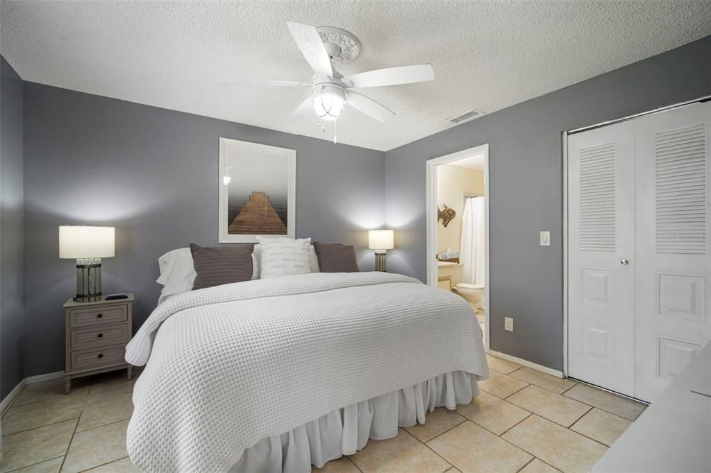 待售: $323,998 (3 贝兹, 2 浴室, 1186 平方英尺)