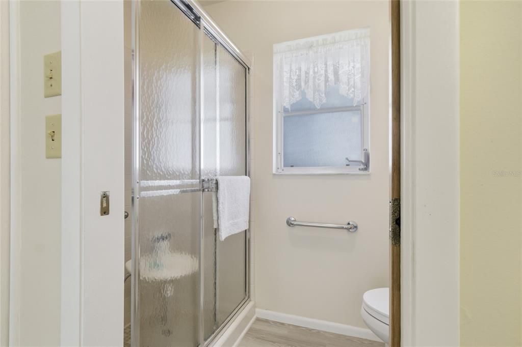 For Sale: $245,900 (2 beds, 2 baths, 1416 Square Feet)