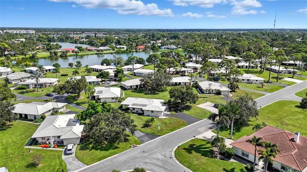 For Sale: $245,900 (2 beds, 2 baths, 1416 Square Feet)