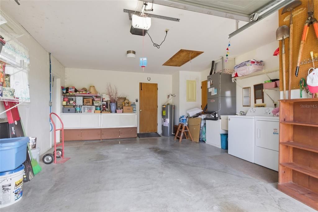 For Sale: $245,900 (2 beds, 2 baths, 1416 Square Feet)