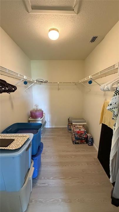 For Sale: $245,900 (2 beds, 2 baths, 1416 Square Feet)