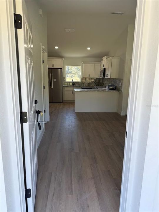 Activo con contrato: $216,900 (3 camas, 2 baños, 1047 Pies cuadrados)