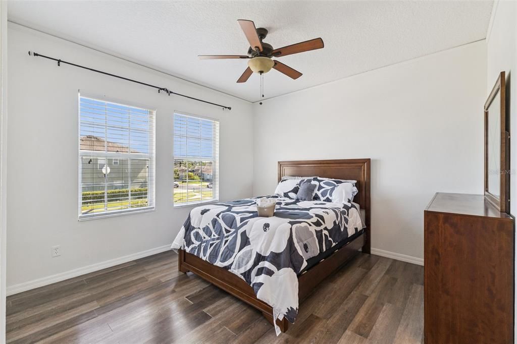 待售: $545,999 (5 贝兹, 3 浴室, 2838 平方英尺)