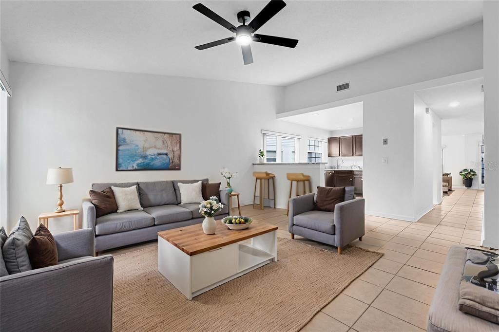 Active With Contract: $420,000 (4 beds, 2 baths, 1818 Square Feet)