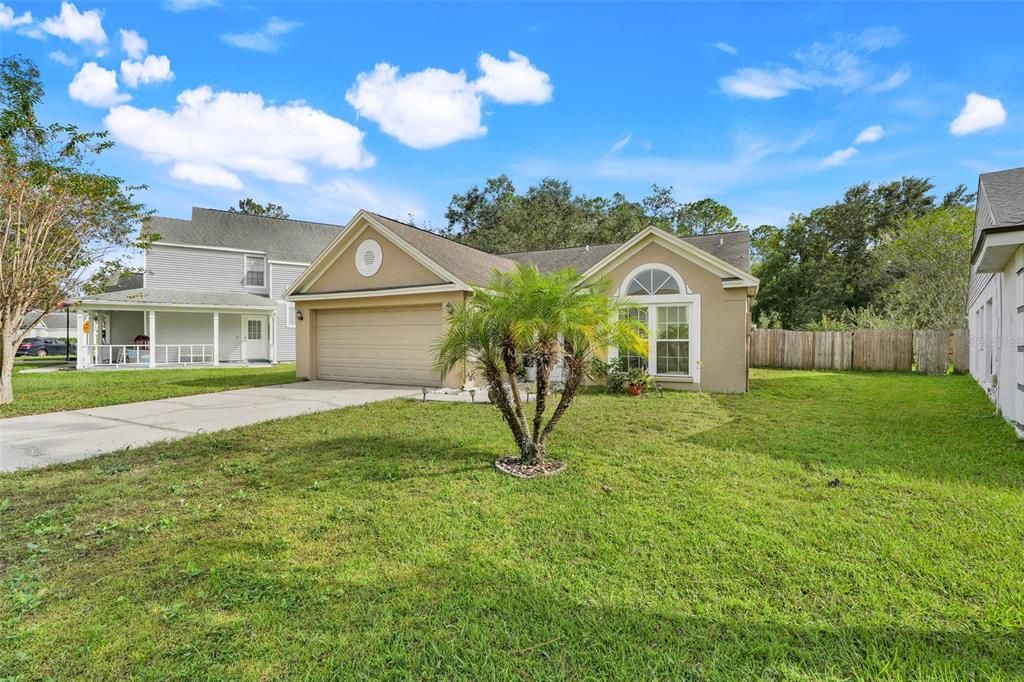 Active With Contract: $420,000 (4 beds, 2 baths, 1818 Square Feet)