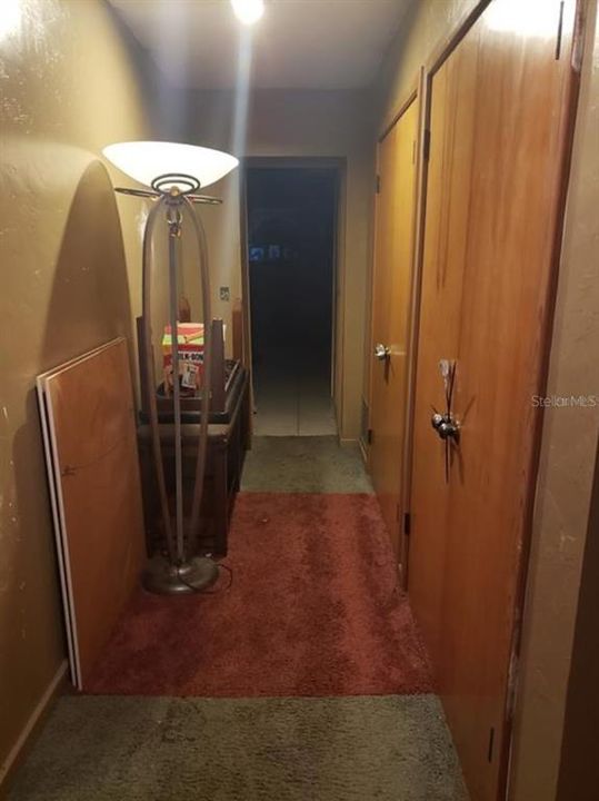 Activo con contrato: $341,999 (5 camas, 4 baños, 4563 Pies cuadrados)