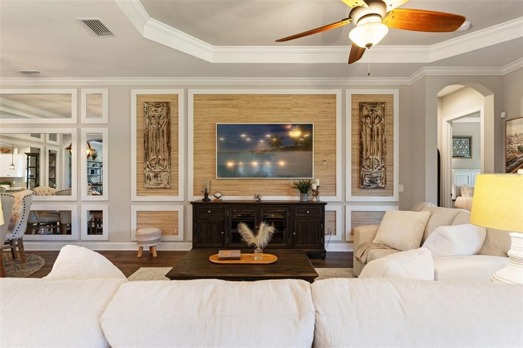 For Sale: $715,000 (3 beds, 3 baths, 2305 Square Feet)