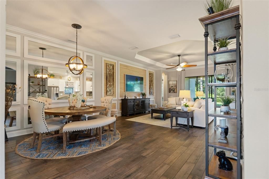 For Sale: $715,000 (3 beds, 3 baths, 2305 Square Feet)