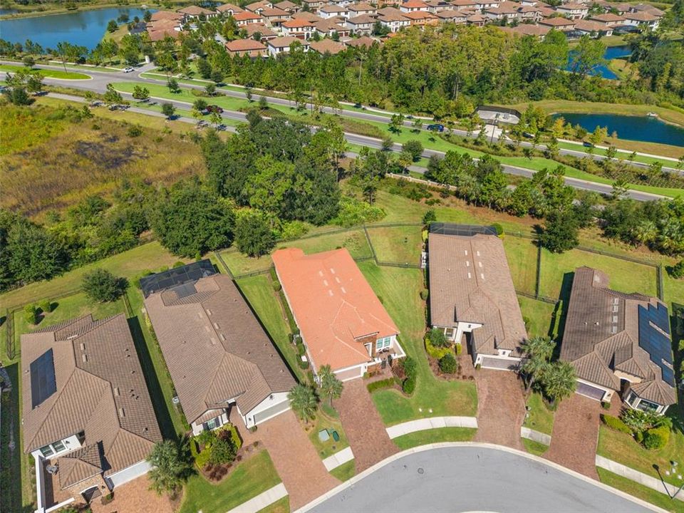 For Sale: $715,000 (3 beds, 3 baths, 2305 Square Feet)