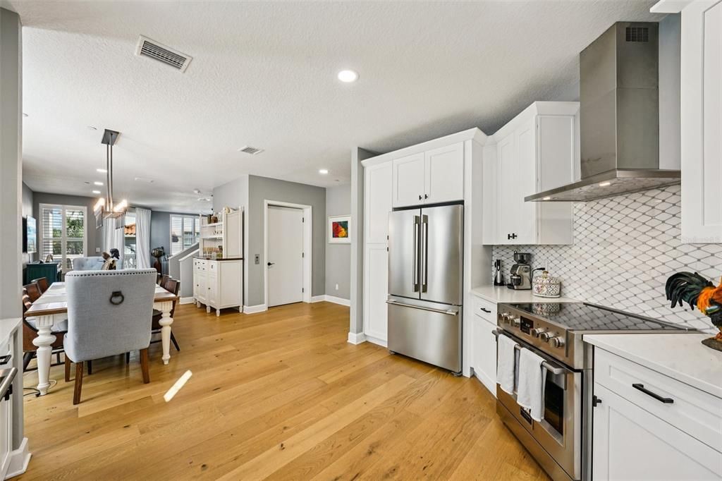 For Sale: $1,250,000 (3 beds, 3 baths, 2706 Square Feet)