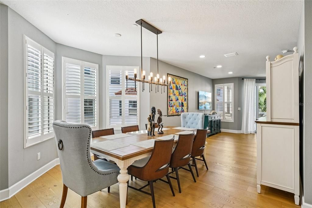 For Sale: $1,250,000 (3 beds, 3 baths, 2706 Square Feet)