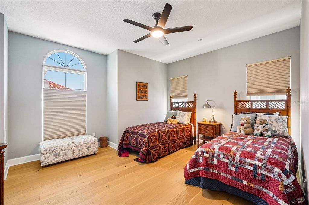 For Sale: $1,250,000 (3 beds, 3 baths, 2706 Square Feet)