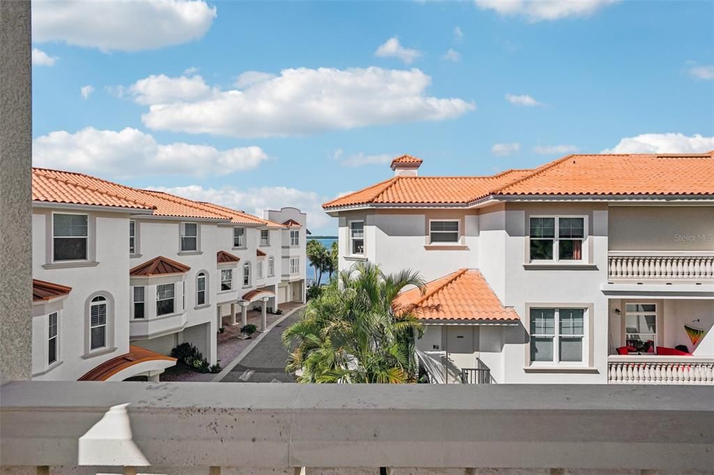 For Sale: $1,250,000 (3 beds, 3 baths, 2706 Square Feet)