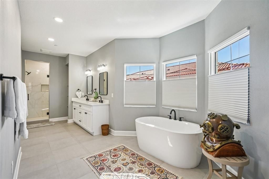 For Sale: $1,250,000 (3 beds, 3 baths, 2706 Square Feet)