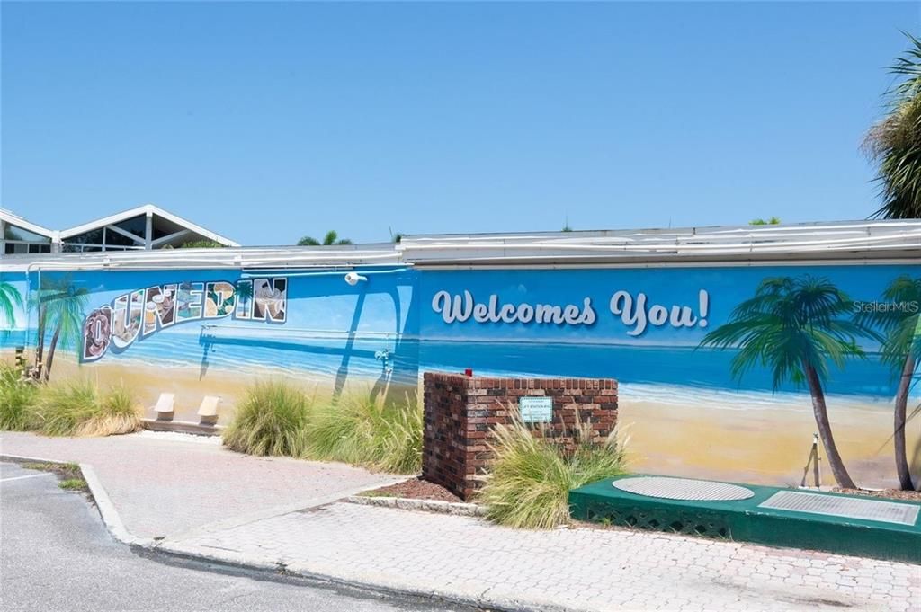 For Sale: $1,250,000 (3 beds, 3 baths, 2706 Square Feet)