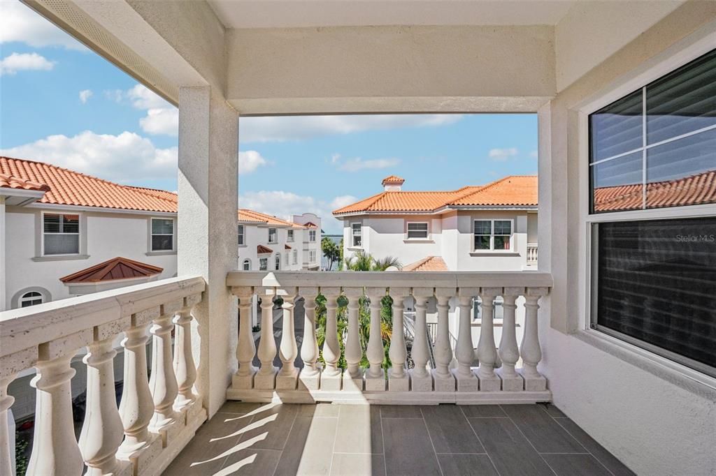 For Sale: $1,250,000 (3 beds, 3 baths, 2706 Square Feet)