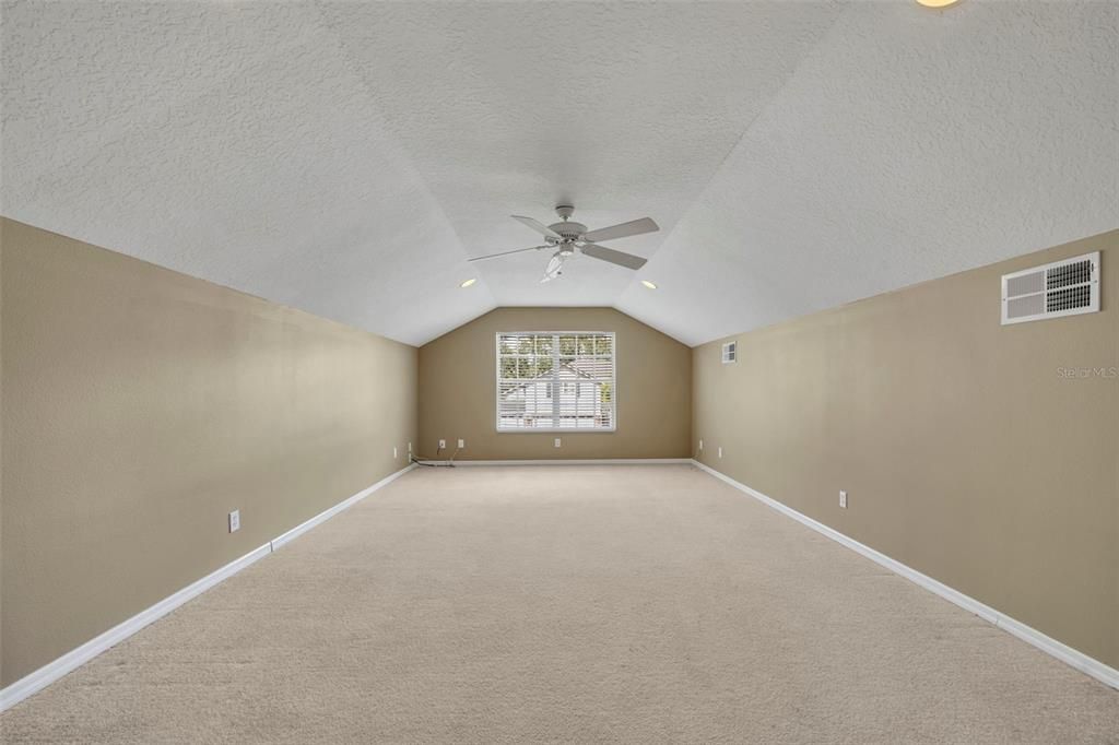 待售: $639,000 (4 贝兹, 3 浴室, 3073 平方英尺)