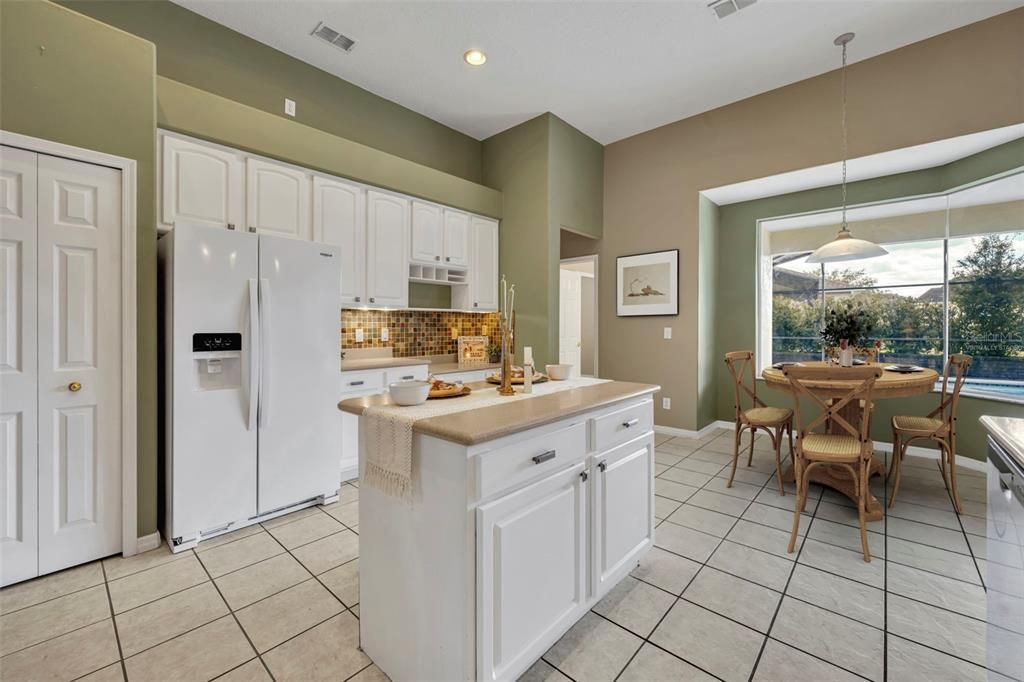 待售: $639,000 (4 贝兹, 3 浴室, 3073 平方英尺)