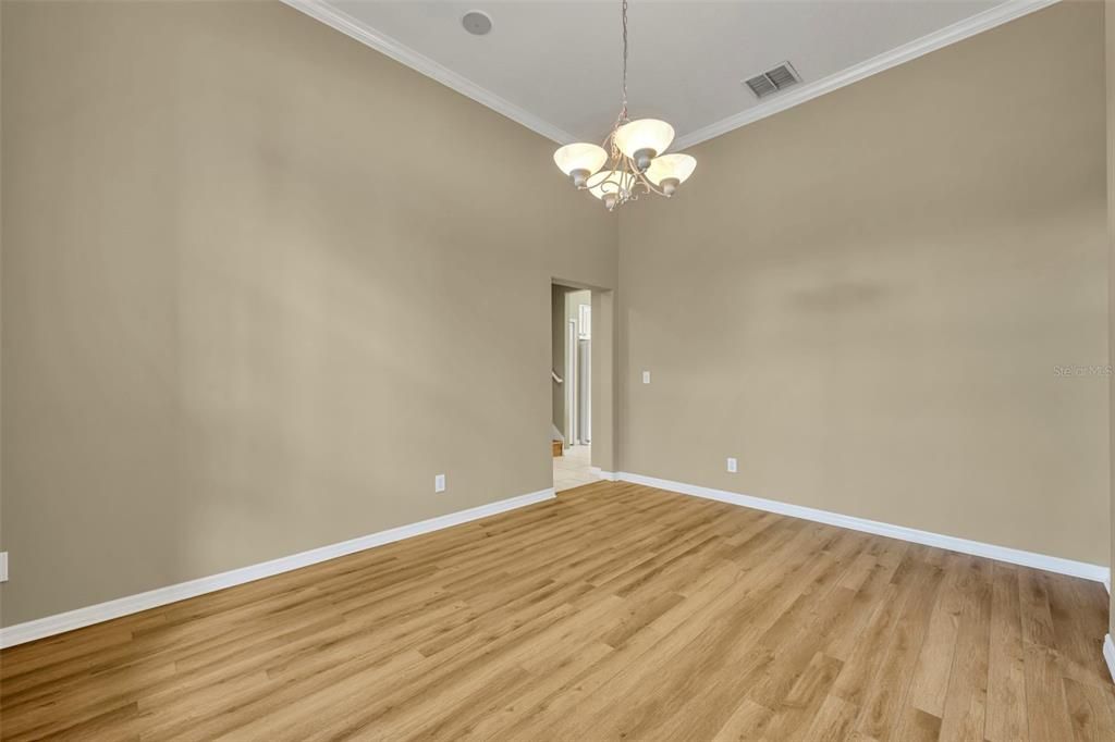 待售: $639,000 (4 贝兹, 3 浴室, 3073 平方英尺)