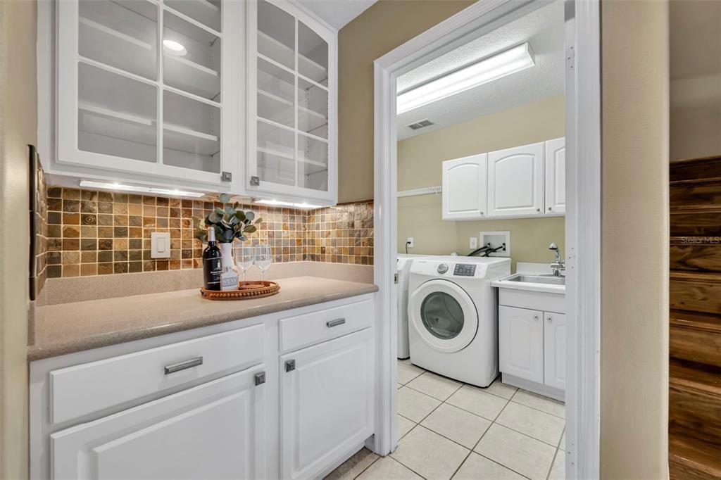 待售: $639,000 (4 贝兹, 3 浴室, 3073 平方英尺)