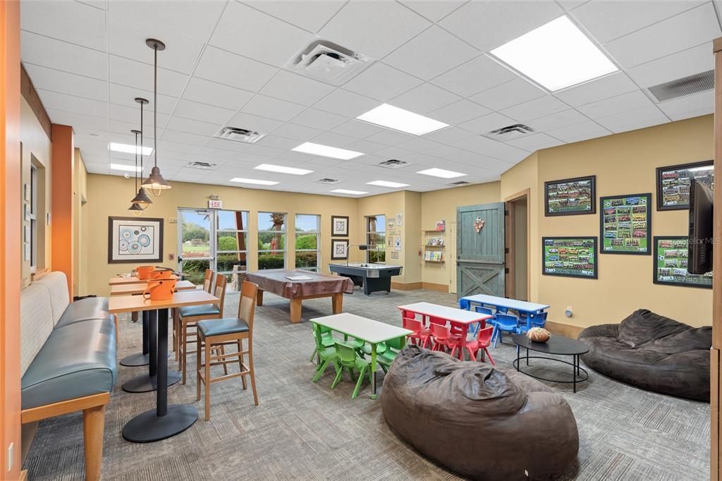 For Sale: $300,000 (3 beds, 2 baths, 1591 Square Feet)